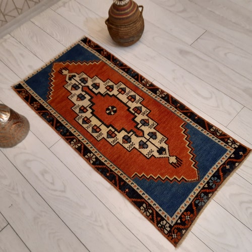 Turkish small Rug ,3x1 , Turkish vintage rug ,109x53 area small shops rug vintage rug ,rug oushak rug handmade, carpet rug, rug