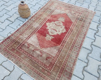 Red Oushak Turkish Rug: Vintage Anatolian Kilim, 3.2x5.1 ft
