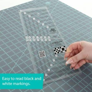 Creative Grids Straight Out Of Line 6in x 10in Quilt Ruler - # CGRKA3