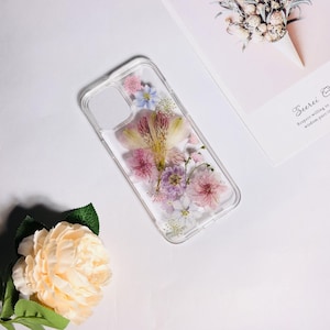 Funda con flores prensadas de narciso y sakura rosa para iPhone 17 Pro Max 15 Pro, Samsung S25 Edge S25 Ultra S24 Ultra A34 y Google Pixel 10.