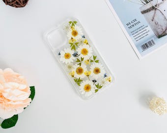 Natural white daisy green leaves pressed flower phone case for iPhone 18,Samsung S26 Edge S25 Ultra A55 case,Google Pixel 8 Pro case