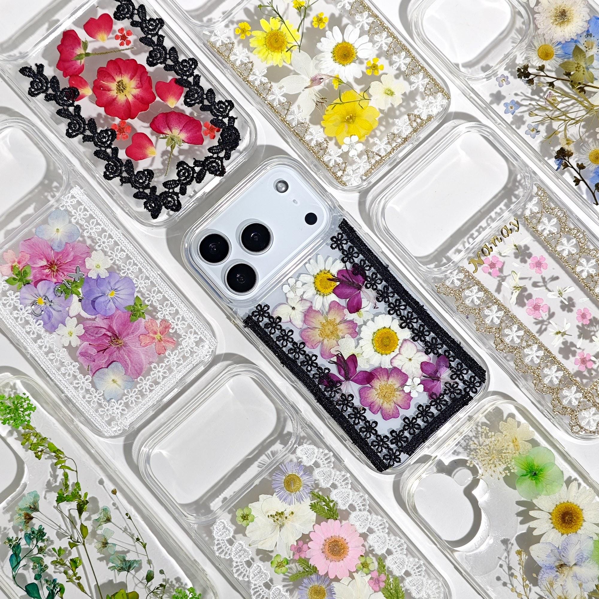 天然押し花レース装飾カスタムネーム入りスマホケース（iPhone 17e 