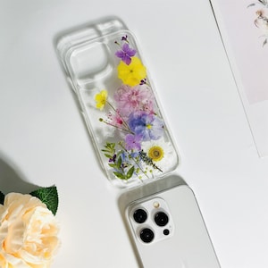 Blue pink yellow purple pressed flower phone case for iPhone 17 Pro Max 16e 15,Samsung S25 Edge S25 Ultra S24 Ultra A34 case,Google Pixel 10
