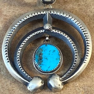 Navajo Martha Cayatineto ターコイズ付きナジャ Navajo Martha Cayatineto Naja Pendant – Micah Gallery