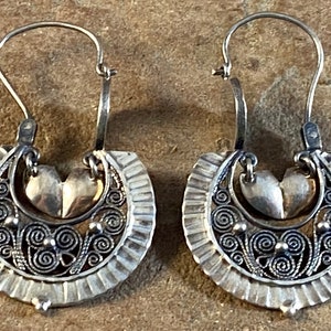 Beautiful Mexican Sterling Silver & Filigree Frida Hoop Earrings