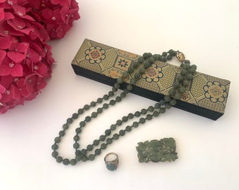 Vintage Chinese Jade Jewelry Set