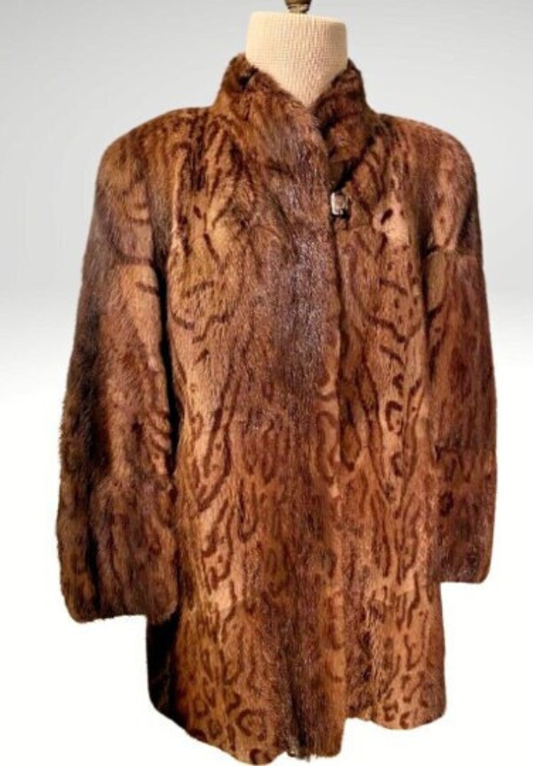 Plus Size Super Cool Real Muskrat Fur Coat. DYED Spotted DESIGN FUR in