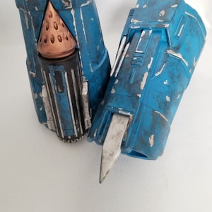 Bo Katan Mandalorian Gauntlets with working Knife extention / Post imperial Mandalorian Gauntlets 3d digital download
