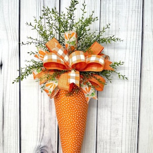 Easter Carrot Door Hanger, Orange Polka Dot Fabric Carrot, Easter Decor, Carrot Wreath, Farmhouse Easter Wreath, Spring decor, Carrot Decor