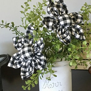 Black and White Check Fabric Flowers, Buffalo Plaid Farmhouse Decor, Flower Picks, Wreath Attachment, Spring Decor, Summer Decor