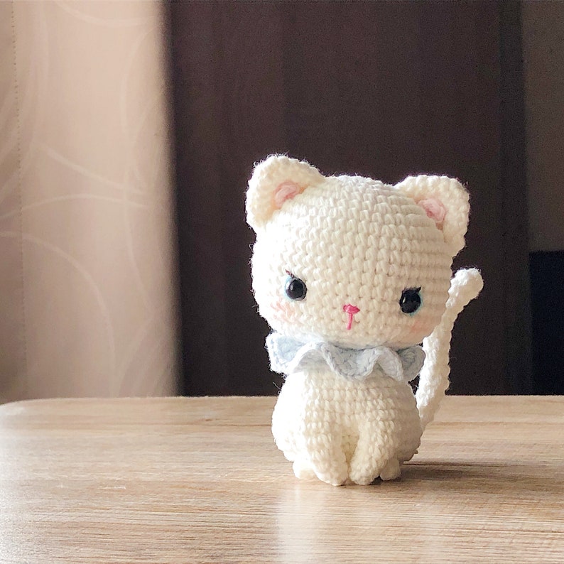 Kitty, the little white kitten pattern crochet cat pattern amigurumi cat pattern crochet white cat English & Spanish PDF pattern image 4