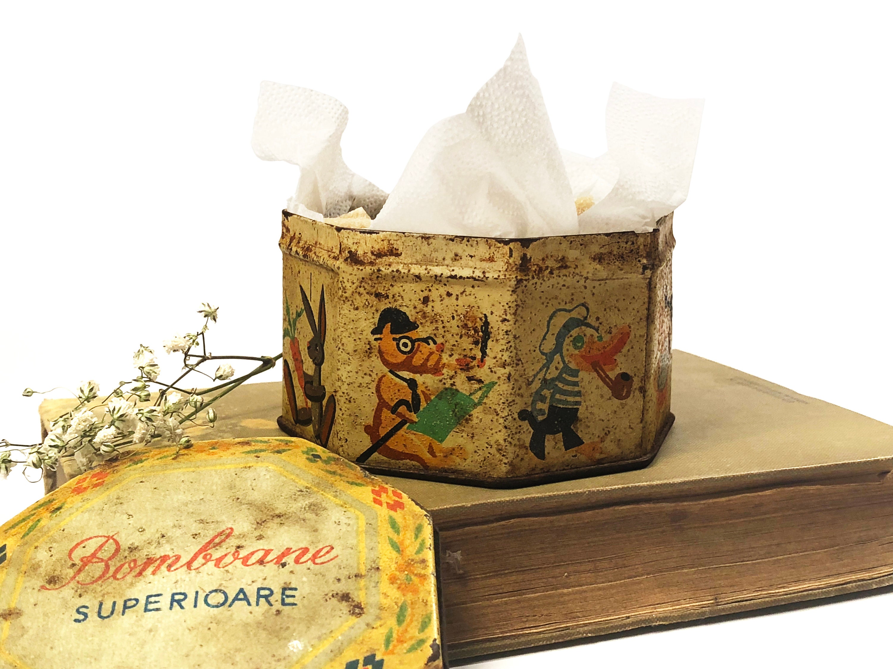 Vintage Romanian octagonal metal tin box, Bonbon tin canister, "Bomboane Superioare"