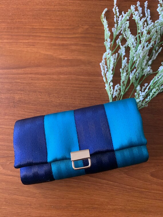 Seatbelt Wallet, Tri-Fold Ladies Wallet, Seatbelt Webbing Wallet - Teal Feathers and Indigo (SB)