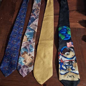 4 Themed Neckties