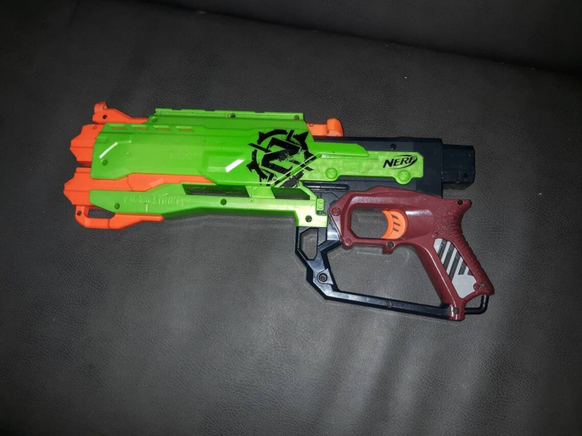 Lot of 5 Nerf Guns with 100 Darts Etsy