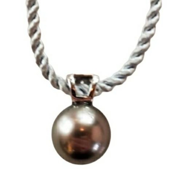 Tahitian pearl and diamond pendant - image 4