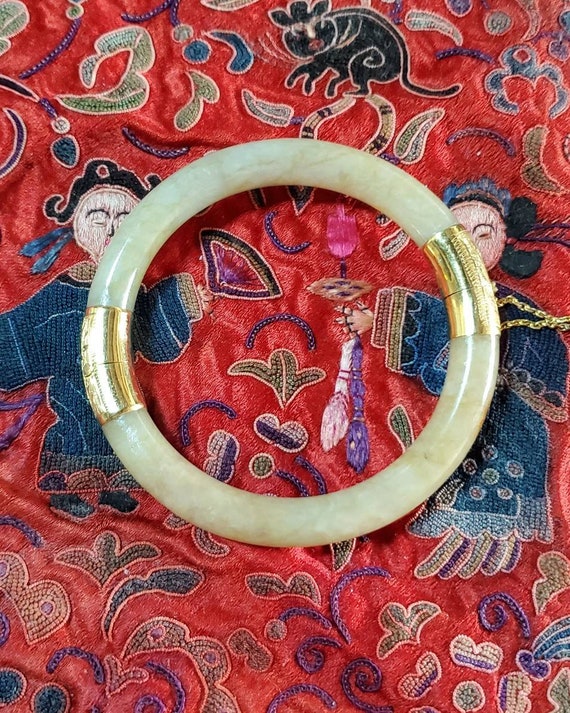 Jade bangle bracelet 14k gold closure|small size … - image 1