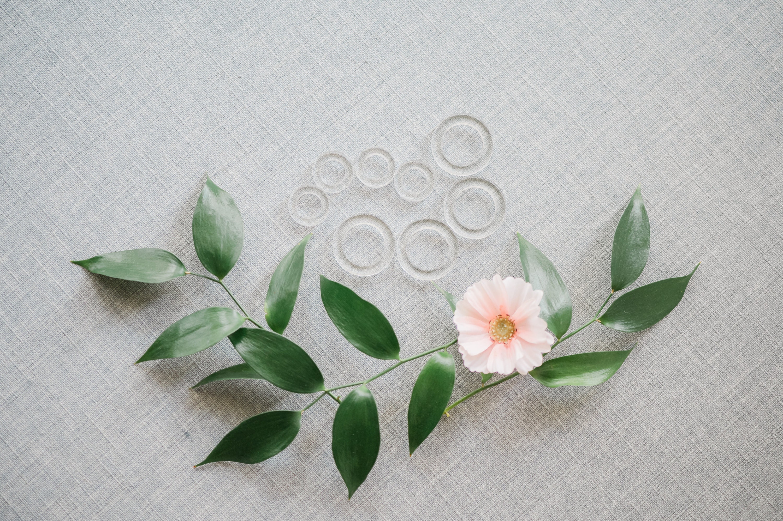 Styling Risers WEDDING Floral Flat Lay Riser Kit | Set of 8 Acrylic Floral Styling ...