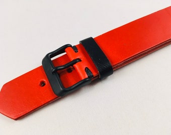 Uhrenarmband aus Leder | Uhrenarmband aus Vollrindleder | Benutzerdefinierte Größen 18mm, 20mm 22mm, 24mm | Wickett und Craig | Pflanzlich gegerbt