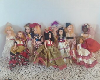 arco dolls of the world value