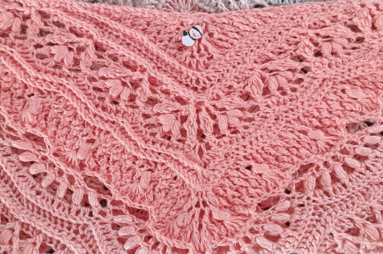 handmade crosia shawl