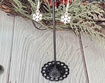 Snowflake Earrings - .925 Sterling Silver - winter- snow flake - Silver - Gifts - Christmas Earrings