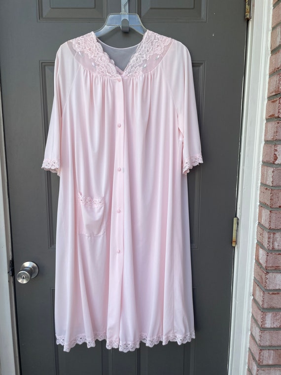 Vintage Loose Fitting Lace Trim Pink Gown & Robe … - image 1