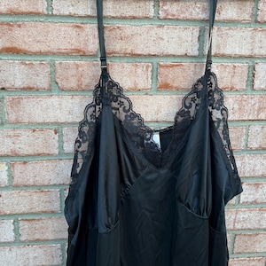 Comfort Choice Women Black Lined Slip