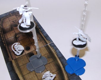 Une paire de supports pour vos figurines RPG / D&D volantes