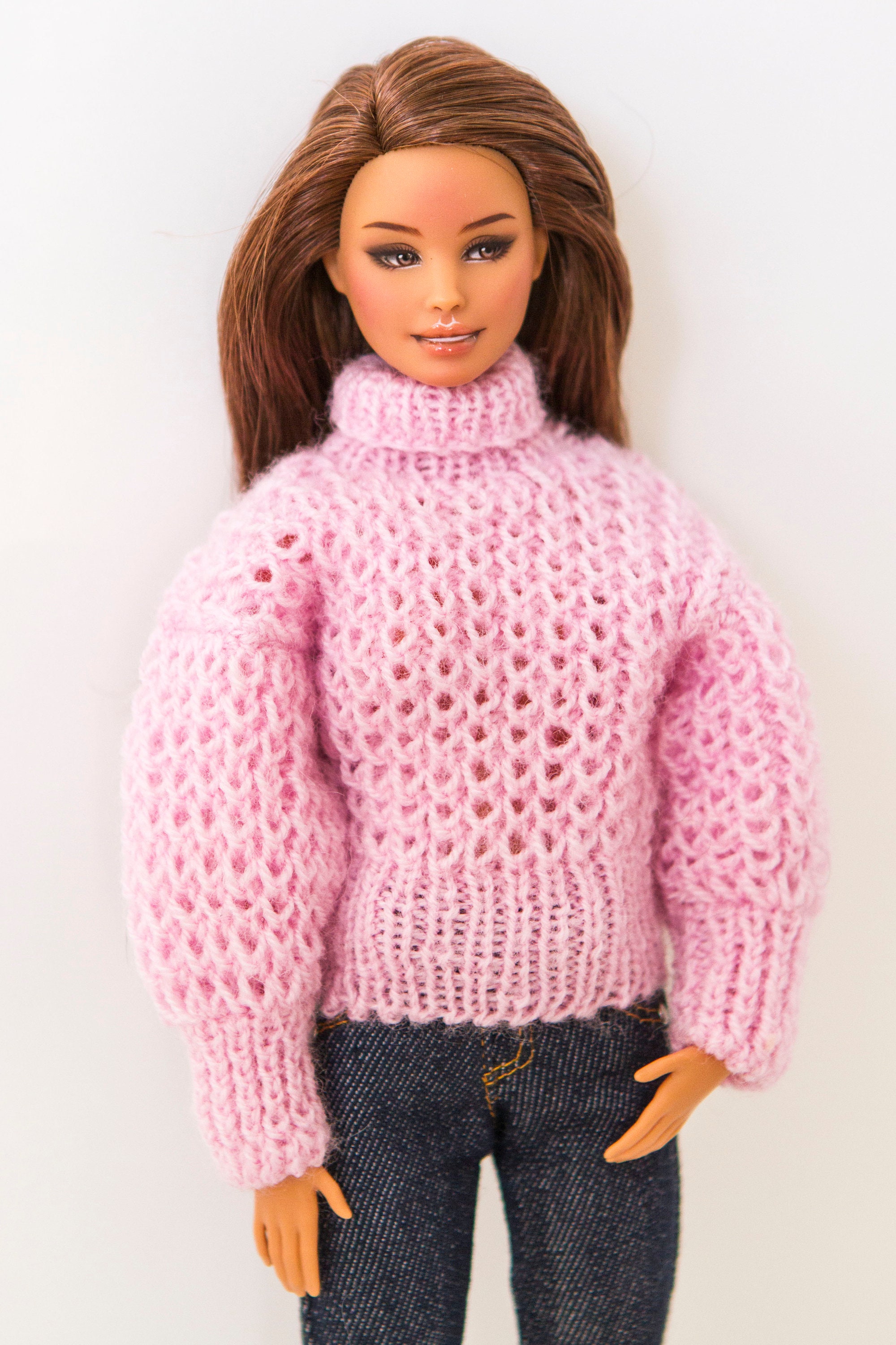 the barbie look grey sweater