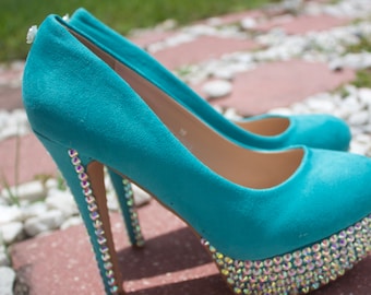 light turquoise heels