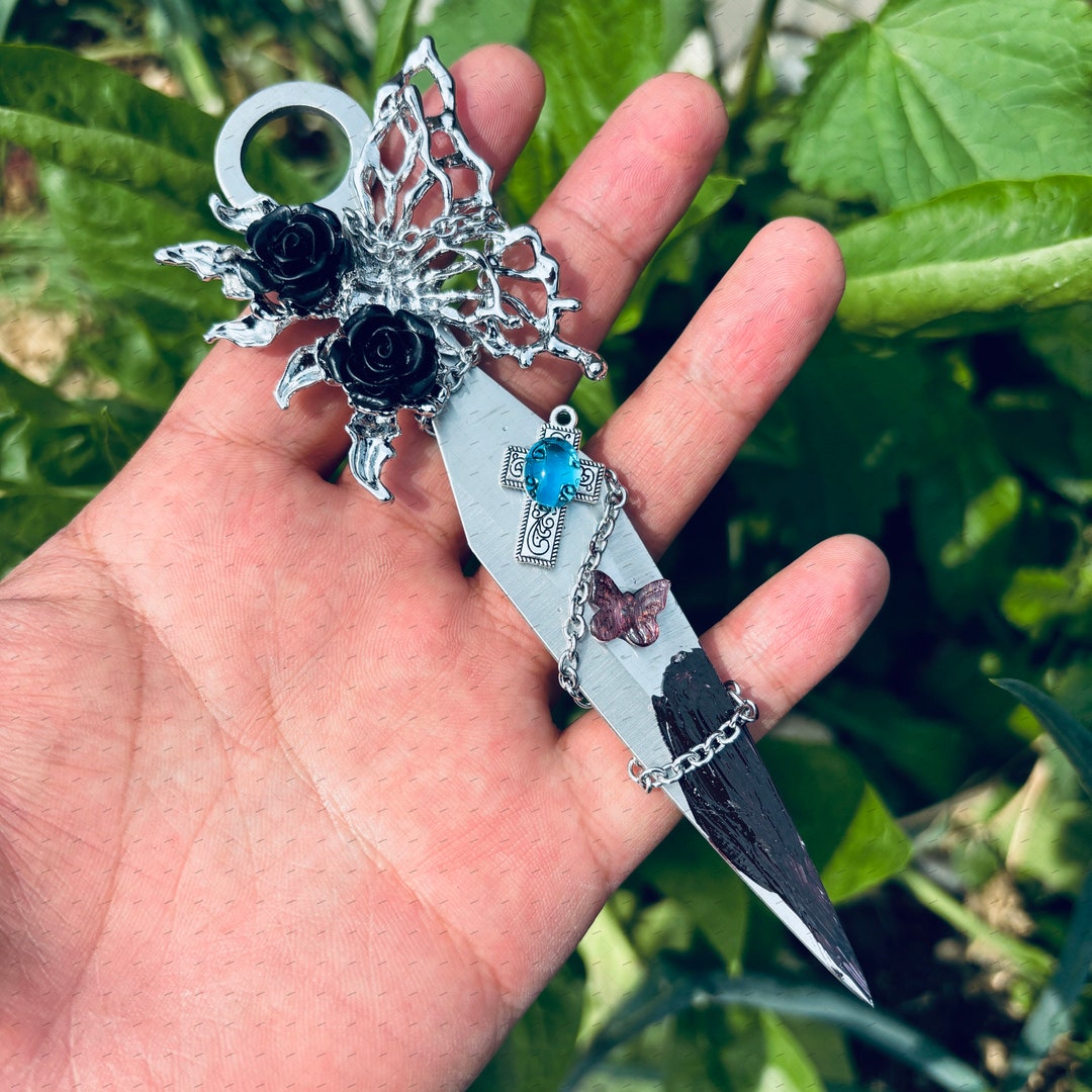 Gothic Demon Butterfly Kunai,handmade Insect Kunai,diy Metal Kunai