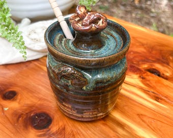 Vintage Japanese Beehive Honey Pot Set With Spoon, Salt Pepper