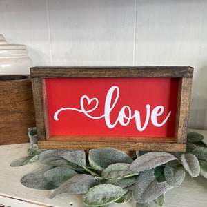 Love Heart Red Farmhouse decor Valentine's Sign