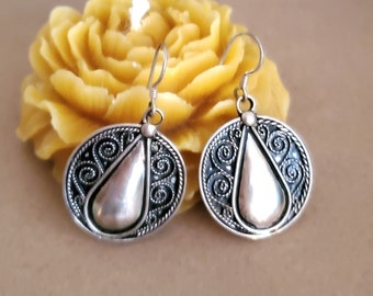 Traditional Old Silver Tuareg hoop earrings Ethnic Tribal,Ethnic Jewelry,sliver Earrings,Dangle & Drop Earrings,Tribal Jewelry,