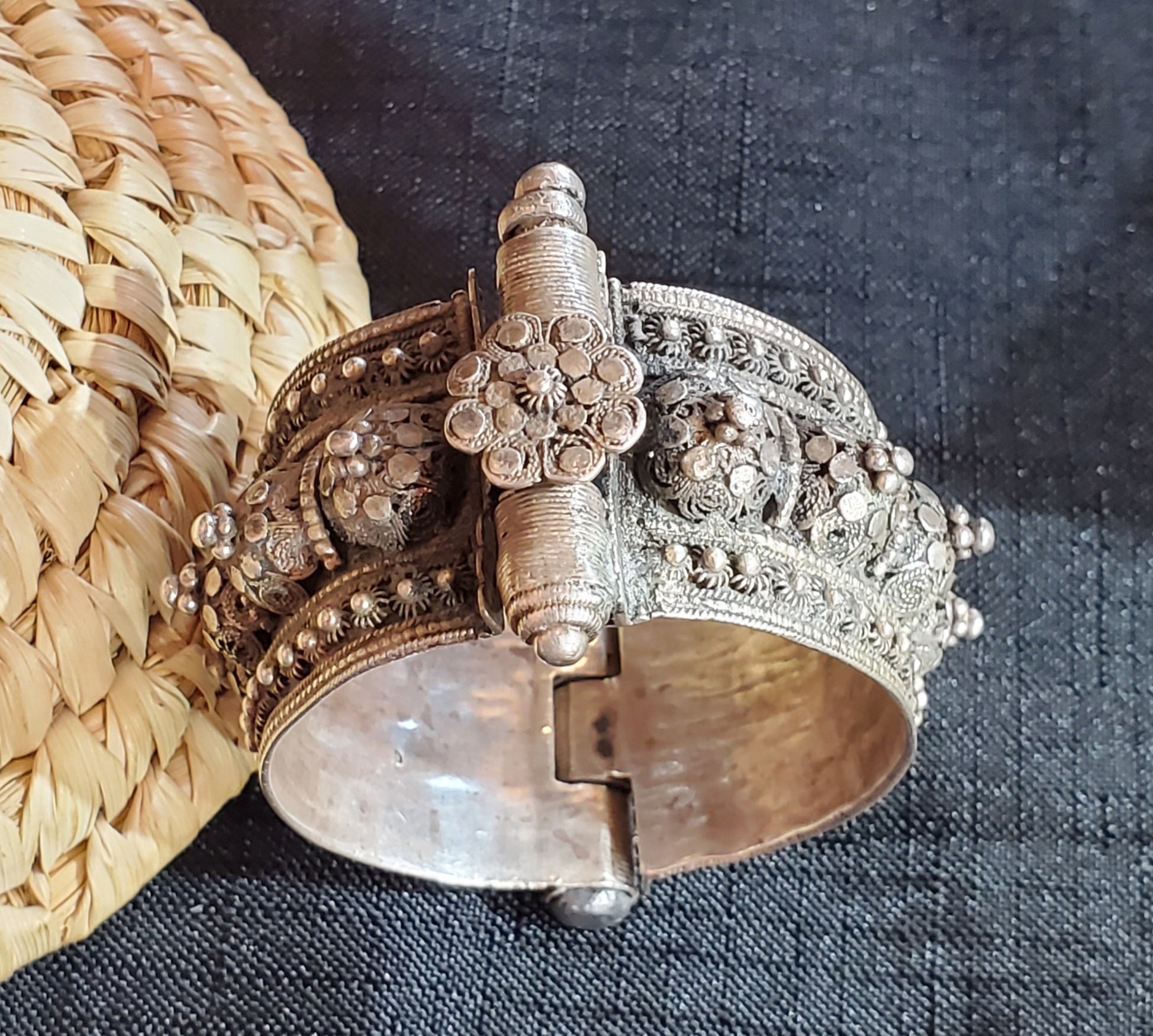 Vintage Old Silver Bedouin Bangle Bracelet From Yemen