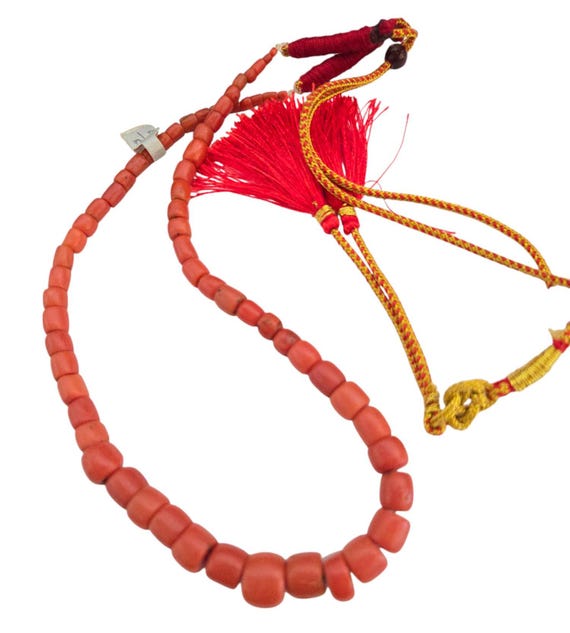 Ancient Islamic beads　necklace Roman / Islamic Glass Trade Bead Necklace sold at auction on