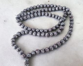 Rosario islamico antico in corallo nero dello Yemen, da collezione vintage