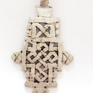 silver cross ,Coptic Cross ,Christian cross ,metal pendant, Ethiopian jewlry,Ethiopian Christian silver cross pendant