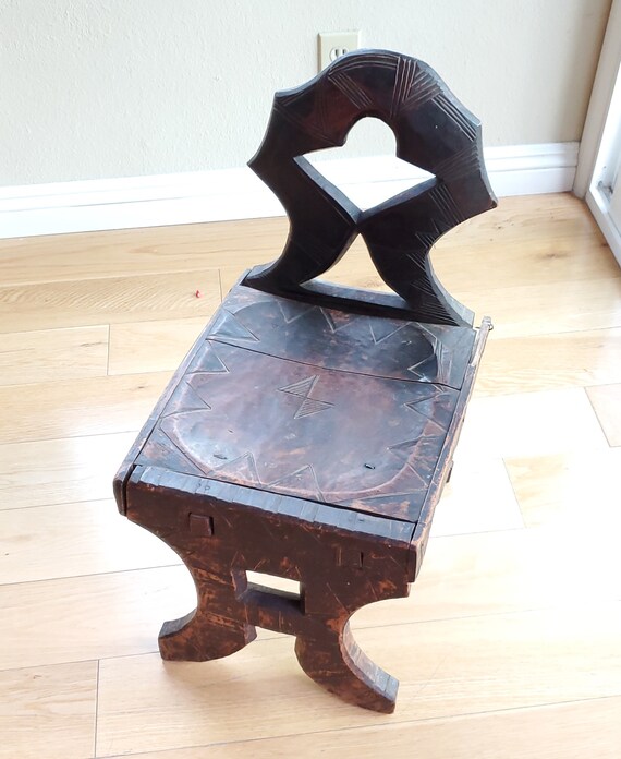 アフリカンアート木製椅子 ユニークな木製椅子 一本木 アフリカ アフリカンアート 一刀彫