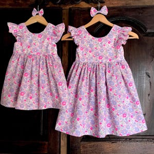 Robe fille Liberty dos ouvert avec volants