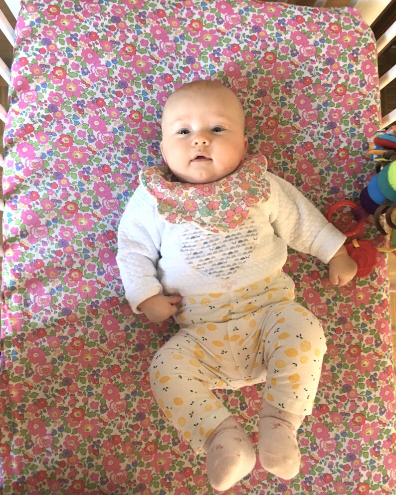 SET 4 Liberty bibs,baby bib,Liberty London bib,Liberty scalloped bibs,Liberty bandana,Liberty burp cloth,Liberty drool bib,Easter bib baby