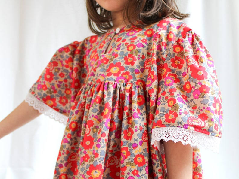 Robe fille Liberty London Robe fille à fleurs Robe soleil d'été fille Robe imprimée fleuri fille Robe en coton pour enfant Robe fleurie pour bébé image 1