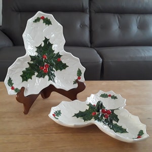 Matching PAIR Vintage Lefton China 3-Section Candy Cookies Nut Dishes ~ Christmas Holly & Berries