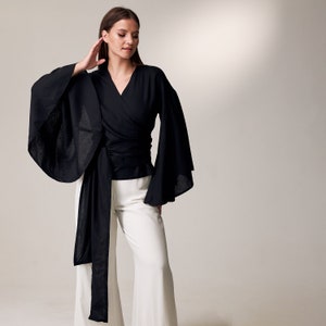 Haut kimono en lin, chemisier à manches larges, haut cache-cœur en lin, chemisier cache-cœur, chemise ample en lin, cache-cœur kimono, chemise kimono japonaise, kimono court femme image 9