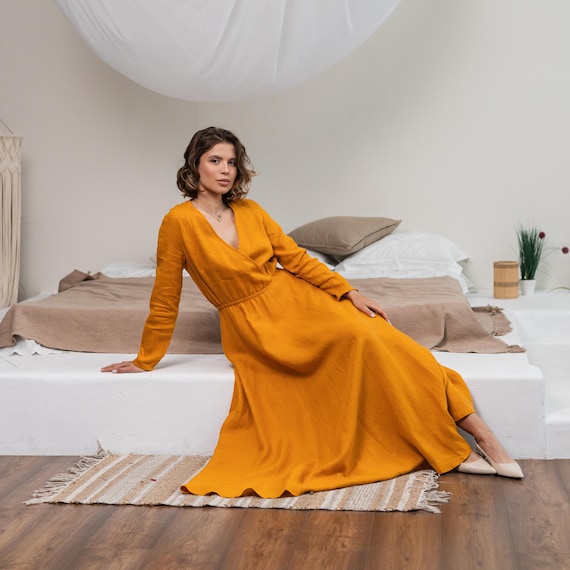 slim fit dress slacks Setting Sun Long Sleeve Maxi Dress Yellow / Black main image 0