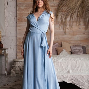 Robe d'été bleue, Robe pour femme d'invitée de mariage, Robe trapèze, Robe longue grande taille, Robe à col en V, Robe pour soirée de femmes, Robe sans manches image 8