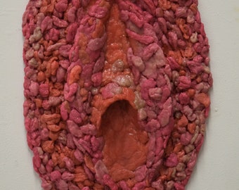 Gross Bubblegum Vagina Sculpture Gross Bubblegum Vagina Sculpture