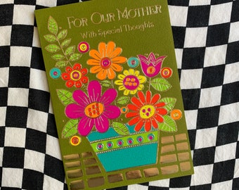 Tarjeta de cumpleaños vintage para nuestra madre de los años 70, color verde oliva y estampado floral, Hallmark