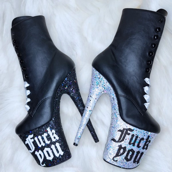 pleaser boots